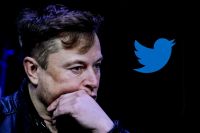 Luego de perder millones de dólares en pocos meses, Elon Musk aceptó renunciar a Twitter pero con una insólita condición