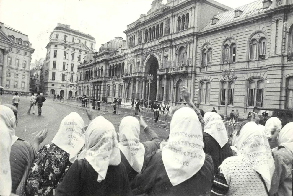 Con mucha emoción, Abuelas de Plaza de Mayo dieron a conocer que recuperaron el nieto número 131 