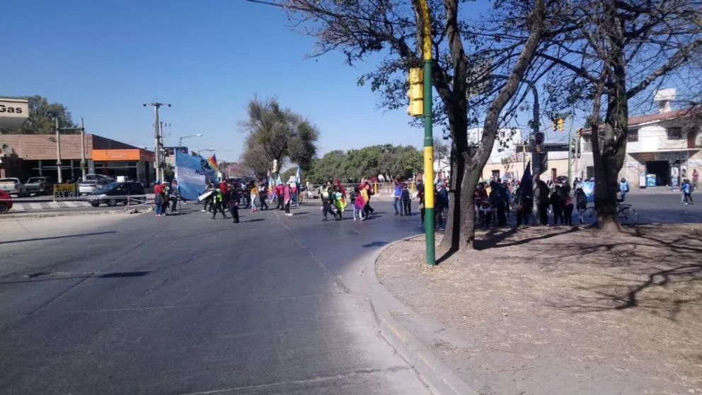 Convocan a marchar mañana en contra del protocolo anti piquetes 