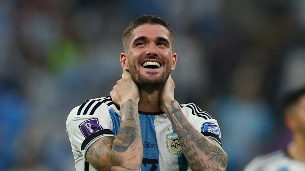 ¿Reunión o fiesta? Wanda Nara estuvo junto a Rodrigo de Paul, la pareja de Tini Stoessel disfrutando de una celebración lejos de Mauro Icardi