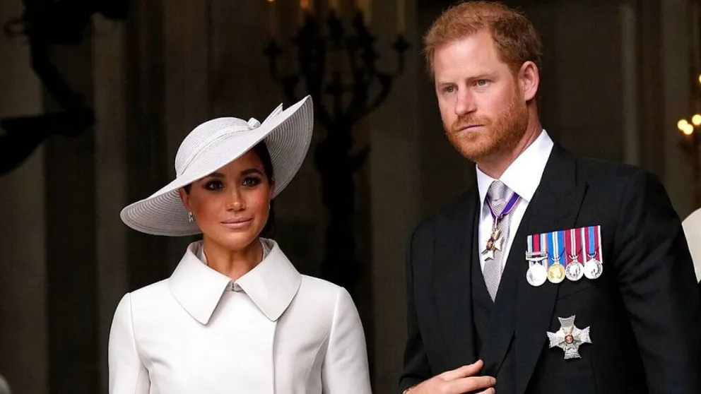 El príncipe Harry y Meghan Markle realizan un fuerte y polémico pedido a la corona británica para asistir a la coronación del rey Carlos III