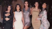 Temática roja, golosinas y actuación privada: la extravagante fiesta de Navidad de las Kardashian y Jenner