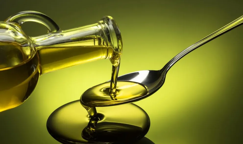 ANMAT prohibió el uso y comercialización de una prestigiosa marca de aceite de oliva