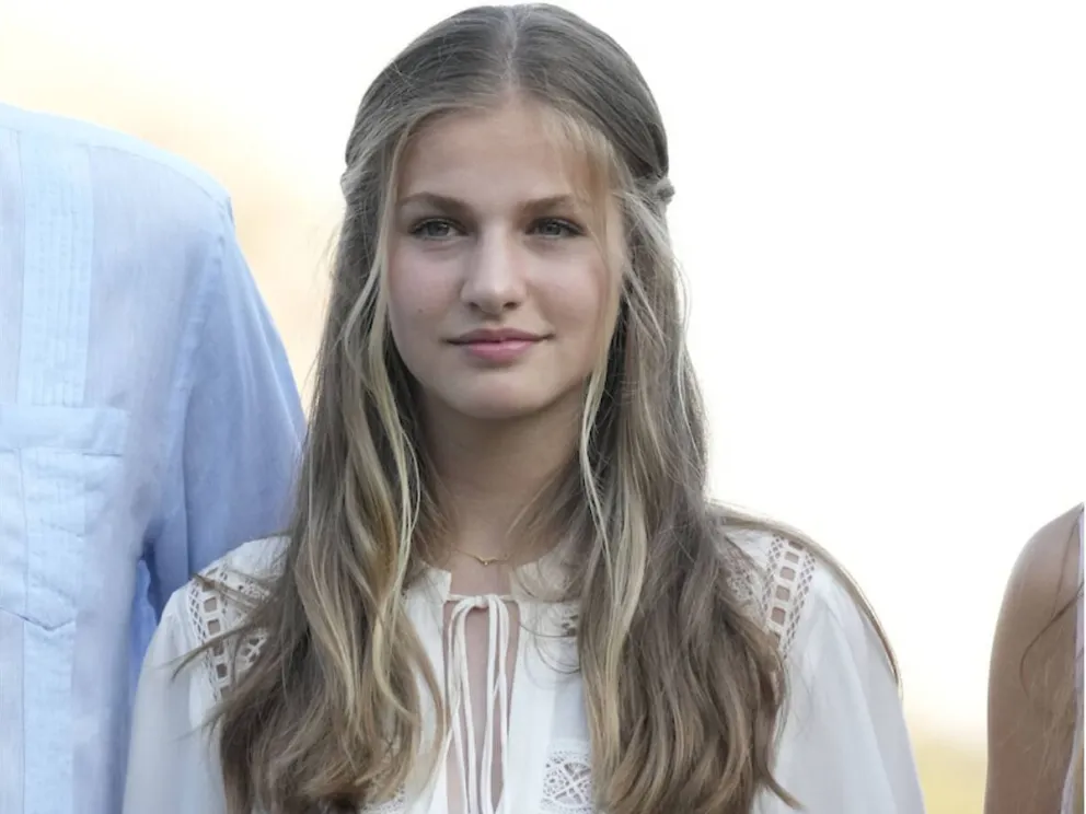La princesa Leonor no oculta su amor por Pablo Gavi y lleva su foto a todos lados