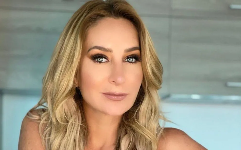 Geraldine Bazán encendió las redes al mostrarse muy sensual en una sesión de fotos en la playa 