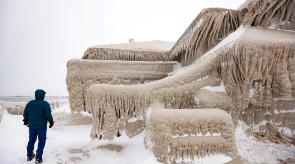 Helada en Nueva York: crecen las víctimas fatales y se estima que es “la peor tormenta” de nieve que se registró hasta ahora 