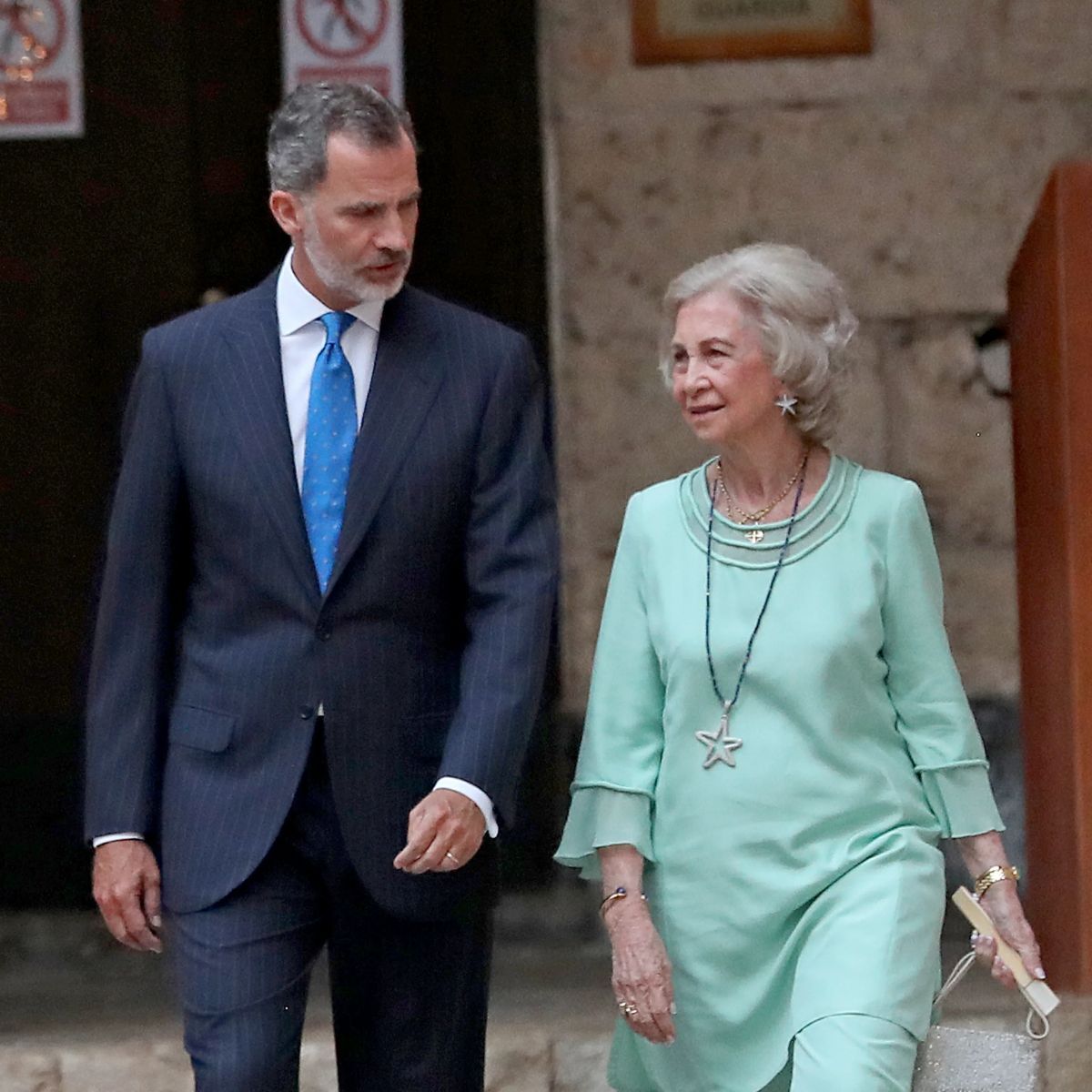 Sofia junto a Felipe VI.