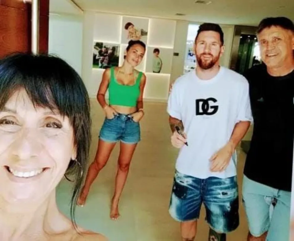 ¡El sueño del pibe! Una pareja fue a hacer trámites y conoció a Lionel Messi 