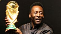 En cuántos clubes jugó y cuántos títulos ganó Pelé