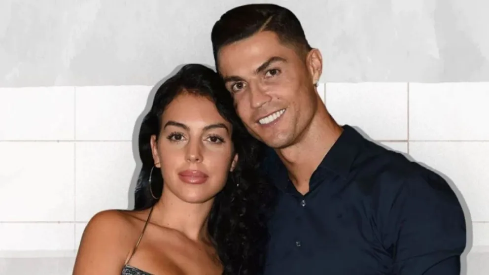 EN VIDEO: De esta manera Cristiano Ronaldo presume del impresionante Rolls Royce que le dio Georgina Rodríguez 