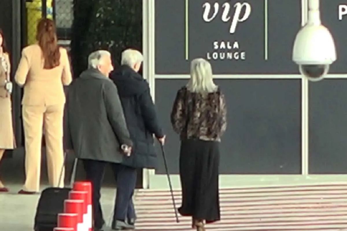MARIO VARGAS LLOSA