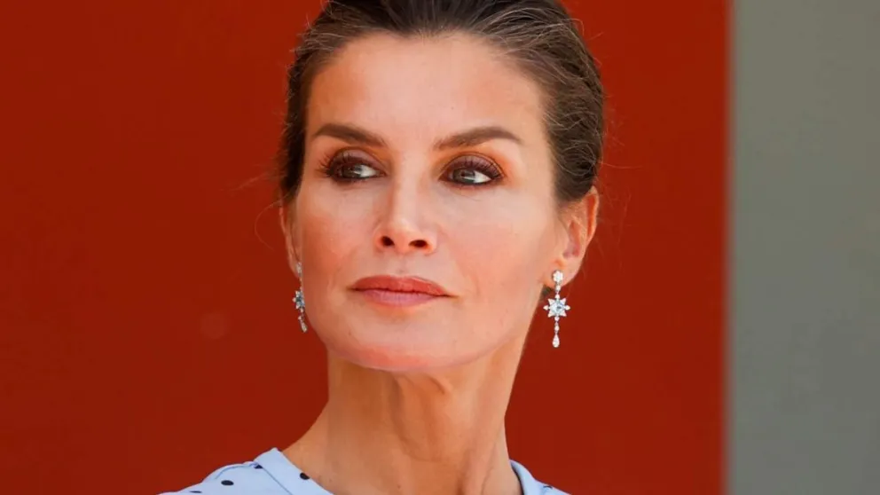 Tumbada y destrozada: la reina Letizia deja a todos sin palabras con esta confesión