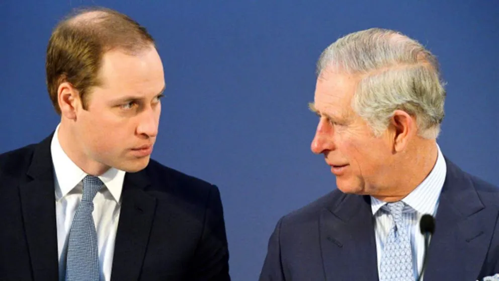 TENSIÓN EN LA CASA REAL: El rey Carlos III y el príncipe Guillermo estarían peleados