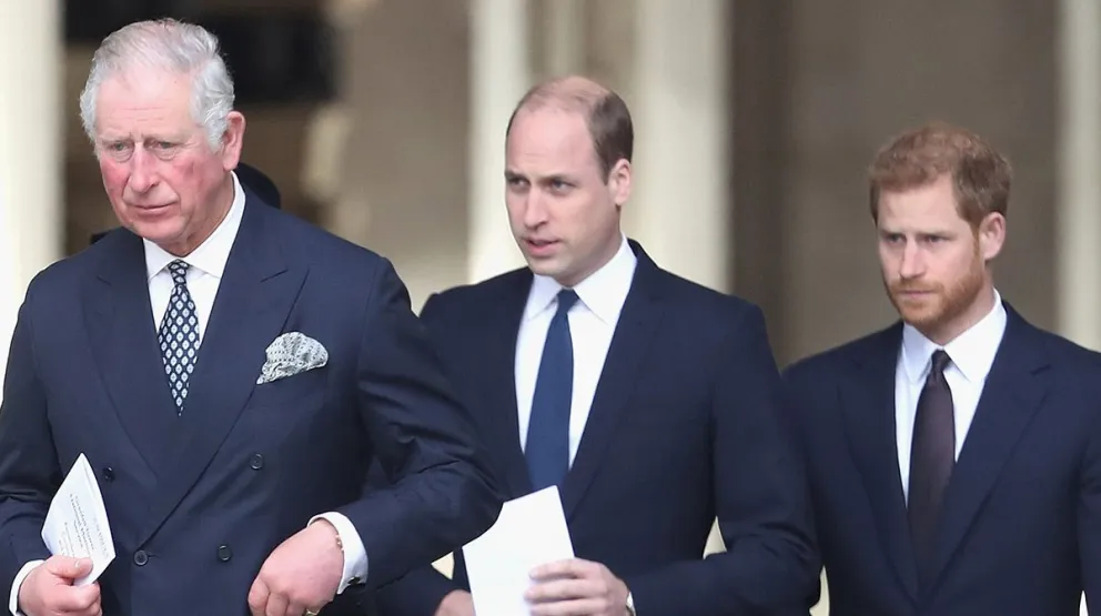 Tras el escándalo, el príncipe Harry rompió el silencio y reveló detalles sobre su relación con el príncipe Guillermo y el rey Carlos III