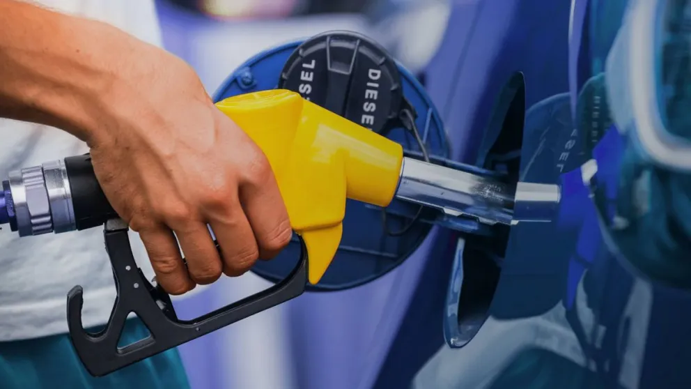 Bajó el precio de la nafta en Salta: conocé en qué banderas