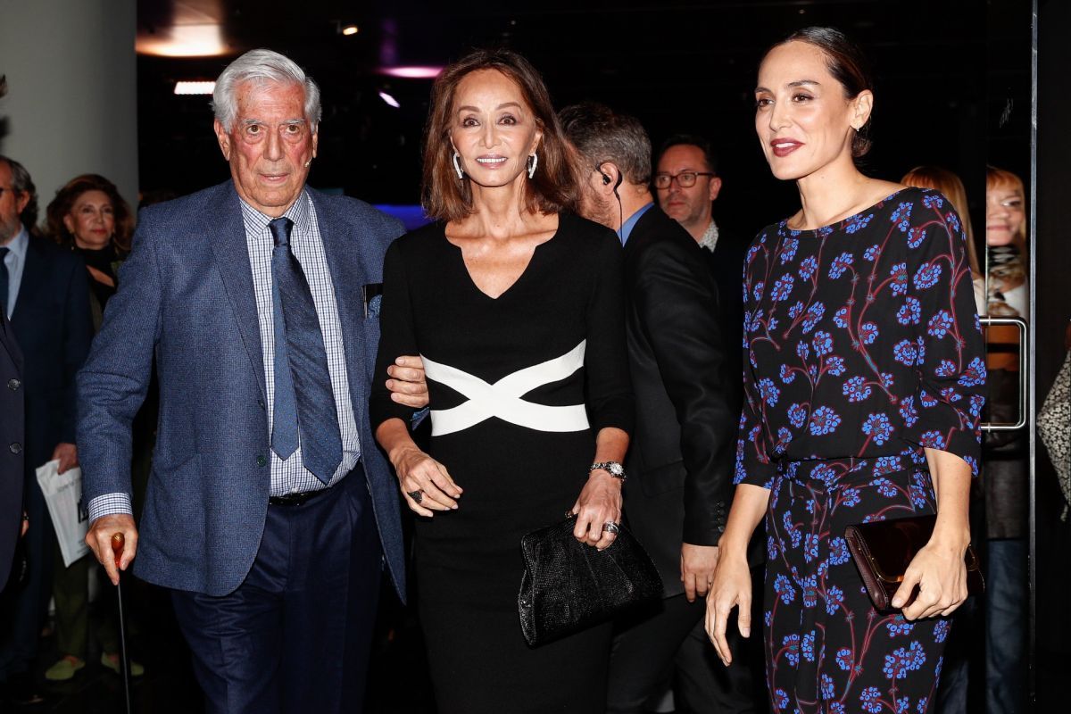 MARIO VARGAS LLOSA, ISABEL PREYSLER Y TAMARA FALC&Oacute;