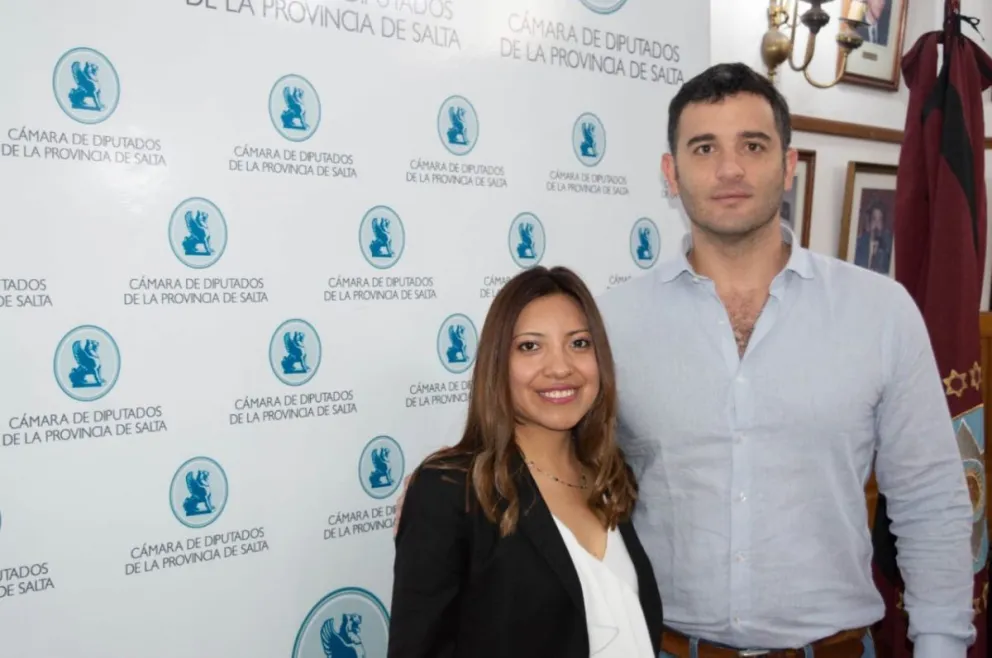 Luego de la salida de Ignacio Jarsún, Mabel Barboza asumió como diputada en representación de Rosario de Lerma