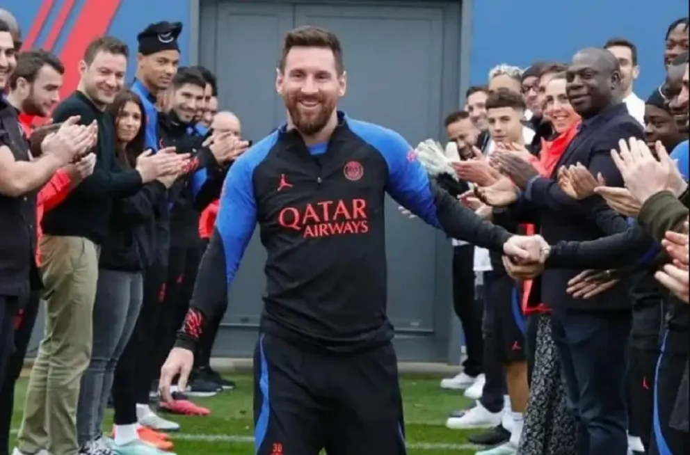 El desagradable gesto del hermano de Mbappe cuando Lionel Messi regresó a los entrenamientos del PSG