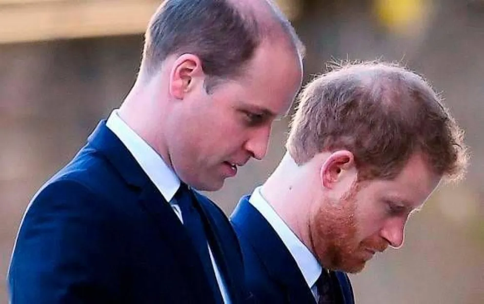 Esta fue la terrible reacción del príncipe Guillermo cuando le preguntaron por el príncipe Harry