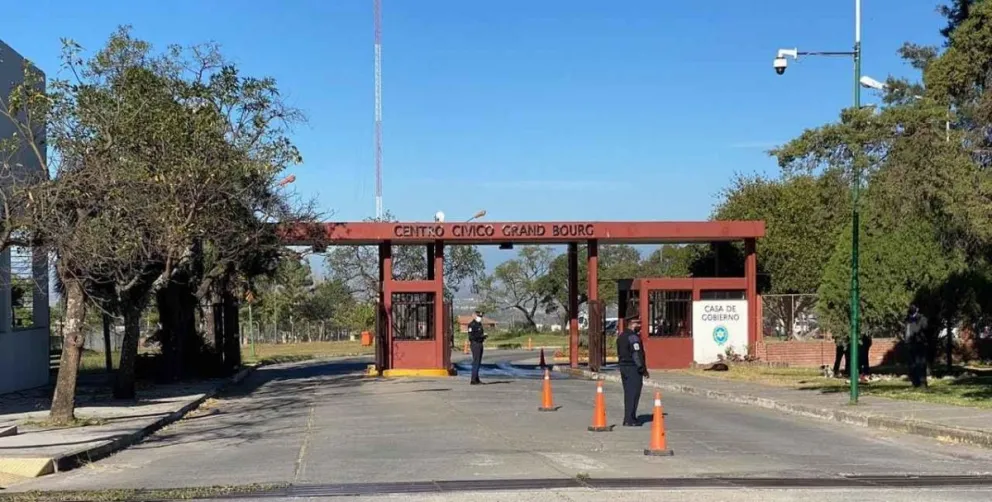 El ingreso principal del Centro Cívico Grand Bourg estará clausurado por reformas