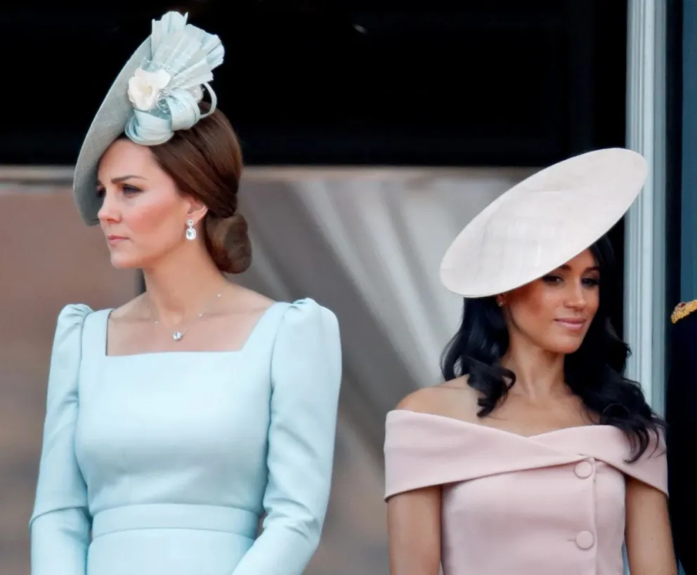 Escándalo real: filtran una publicación antigua de Meghan Markle burlándose de Kate Middleton