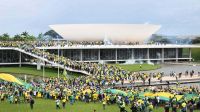Caos y violencia en Brasil: seguidores de Bolsonaro toman el Congreso, el Palacio Presidencial y el Tribunal Superior