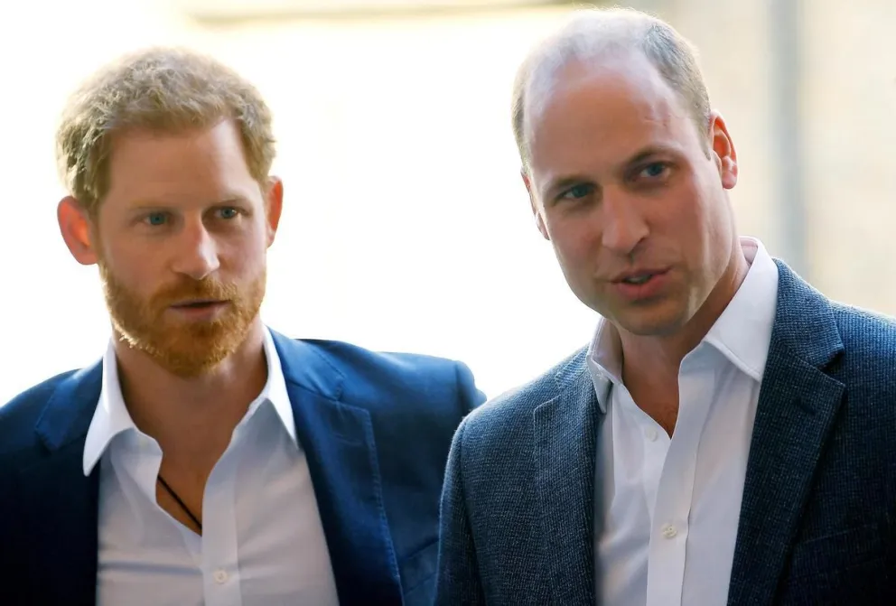 El príncipe Guillermo toma de su propia medicina tras conocerse la verdad dentro del Palacio Real y llama a Harry "cruel y cobarde"