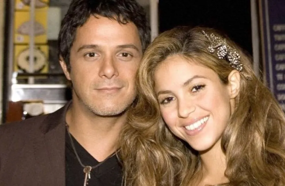 No le tembló el pulso: Alejandro Sanz defendió a Shakira de las críticas de Piqué en twitter