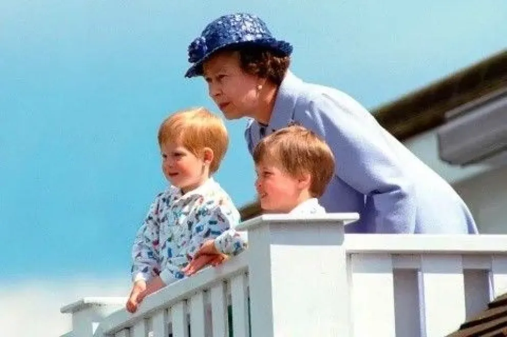 El increíble recuerdo de Harry sobre la reina Isabel II que dejó atónitos a todos