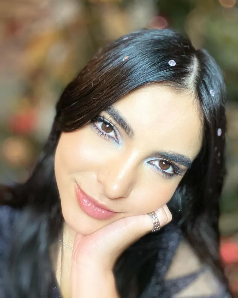 Ella es Briella, la cantante venezolana que dice que Shakira se inspiró de su canción