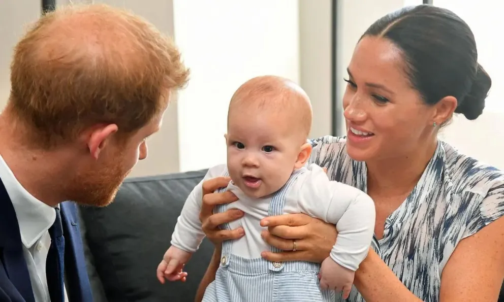 Este fue el gran servicio que brindó a Gran Bretaña Archie, el hijo del príncipe Harry y Meghan Markle