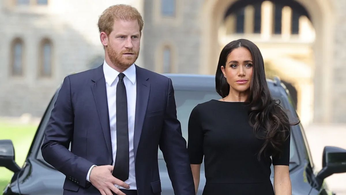 Las declaraciones de Harry y Meghan Markle son duramente cuestionadas.