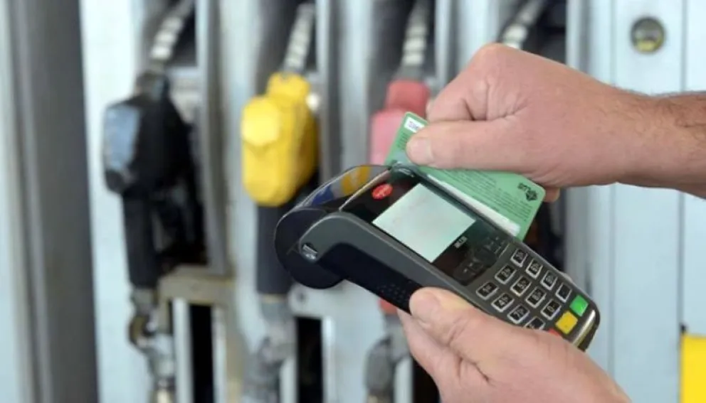 ¿Las estaciones de servicio dejarán de aceptar tarjetas de crédito? La decisión que tomaron
