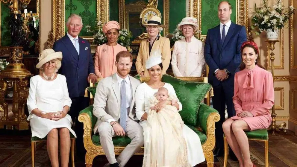 La prohibición que hizo la reina Isabel II y que enfureció a la familia real británica
