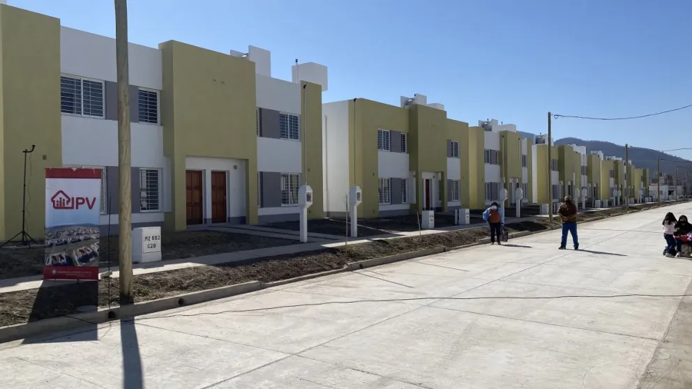 Usaban las viviendas del IPV para alquilarlas y recibirán un fuerte castigo
