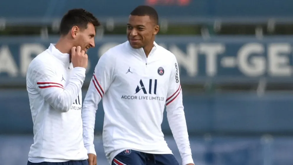 PSG: esta es la impresionante y desesperada actitud de Mbappé para que Messi vuelva a renovar contrato