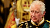 Video: El rey Carlos III recibió un intento de disparo que casi acaba con su vida