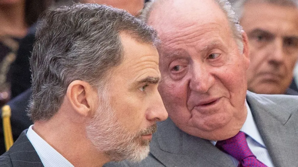 Experto en comunicación no verbal, analizó el beso del rey Felipe VI a Don Juan Carlos