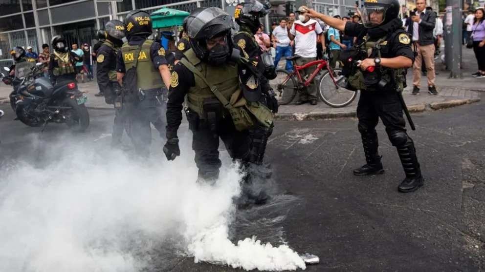 Perú en alerta máxima: manifestaciones, toma de ciudades y 54 muertos desde el inicio de las protestas