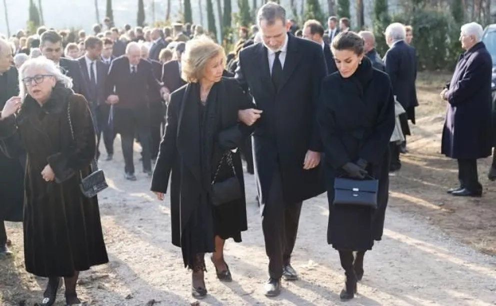 ¡No se dan tregua! Estas fueron las impresionantes y malas actitudes del emérito Juan Carlos I con su esposa Sofía, durante el funeral del rey de Grecia
