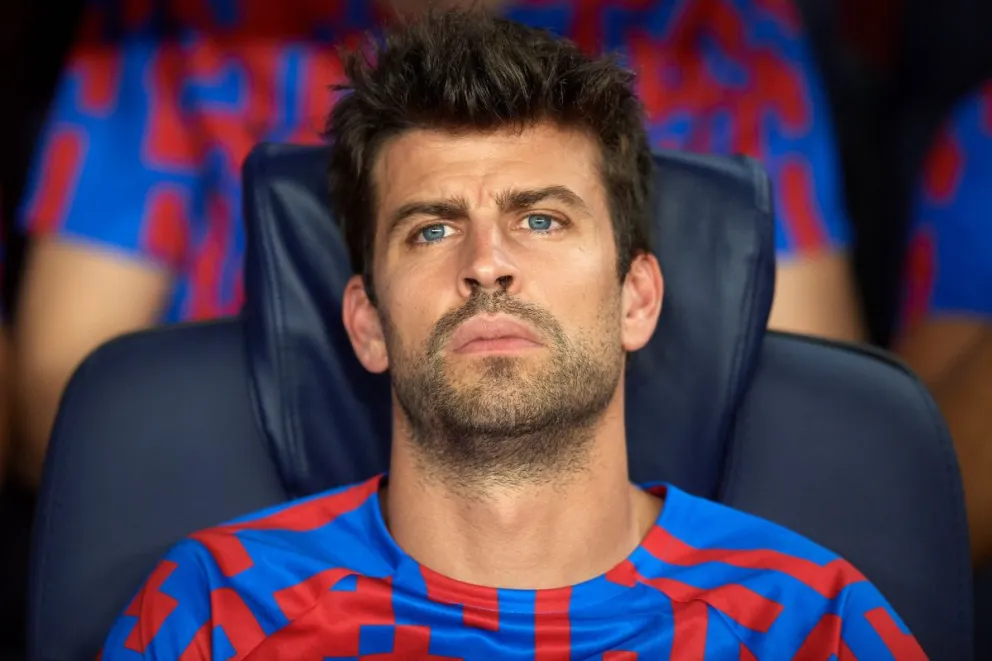 El video de la violenta humillación que sufrió Piqué en un estadio: burlado y despreciado por una multitud