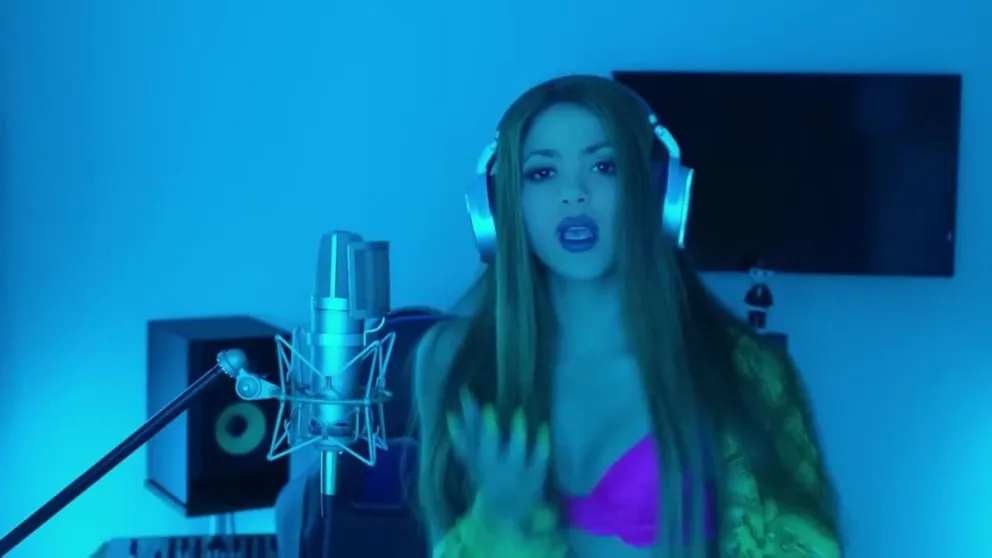  Shakira es la mujer más escuchada y superó a Bad Bunny en Spotify, con la canción que destroza a Piqué