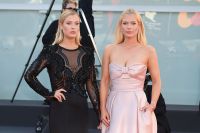 Looks opuestos: Las sobrinas de Lady Di, Amelia y Eliza Spencer, causan revuelo con sus outfits en Dubai 