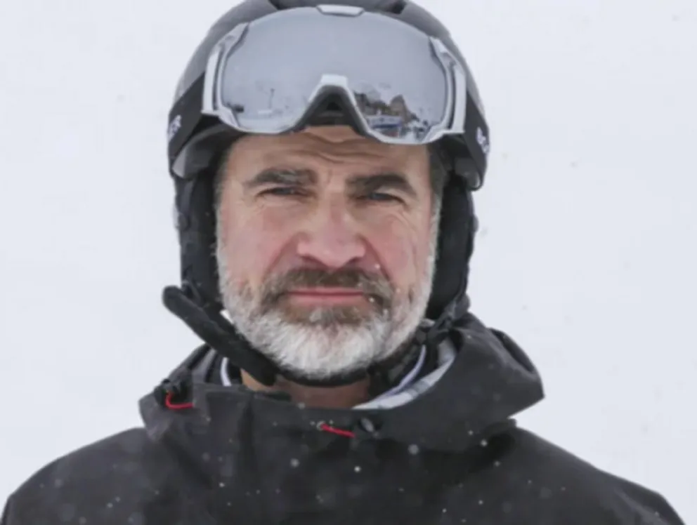 Quiénes son los misteriosos amigos del rey Felipe VI con los que disfrutó sus vacaciones
