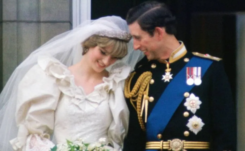 Esta es la fortuna del costo de una rebanada de la torta del casamiento entre Lady Di y el príncipe Carlos