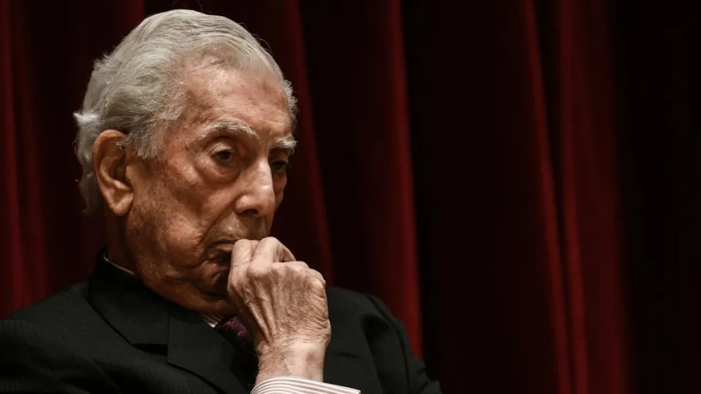 En un cuartucho oscuro Isabel Preysler tenía metido a Mario Vargas Llosa