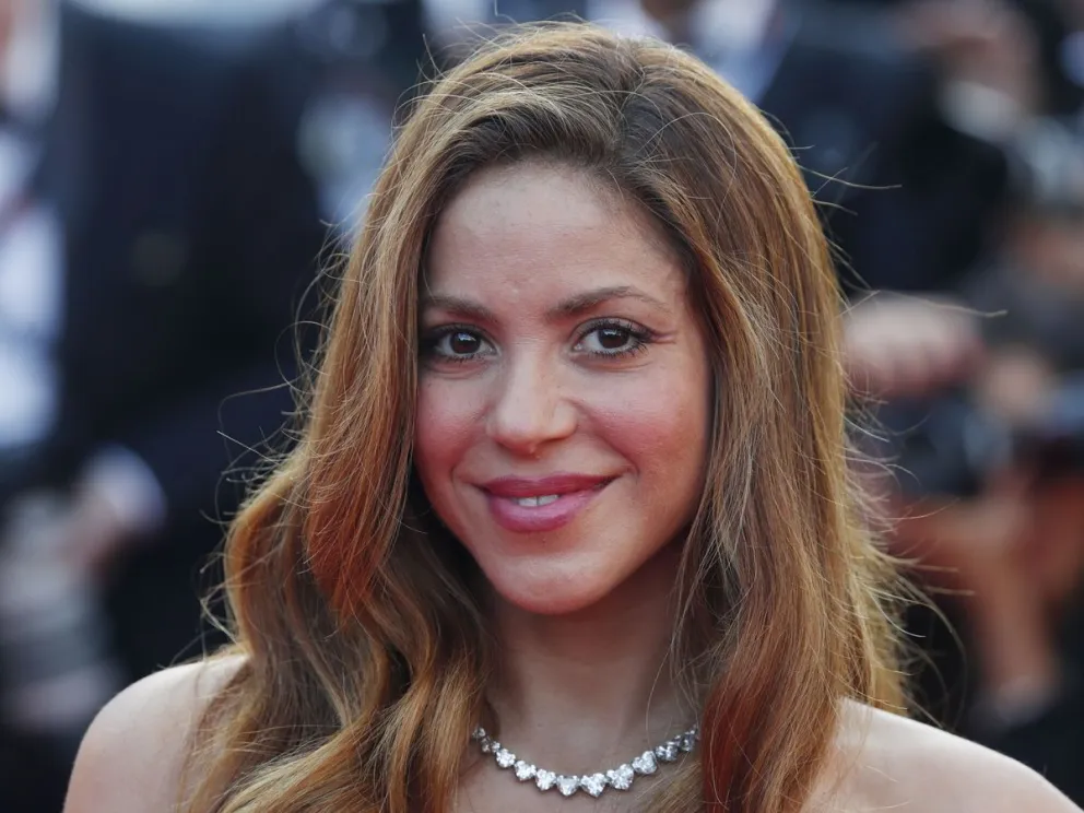 Clara Chía Martí y Piqué festejan: revelaron como se vería Shakira si fuese la persona más longeva del mundo
