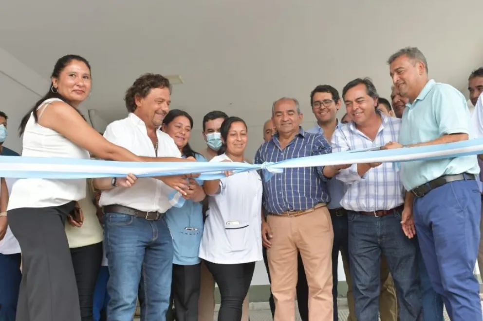 Gustavo Sáenz inauguró la ampliación del centro de salud Dr. Arturo Oñativia de La Candelaria