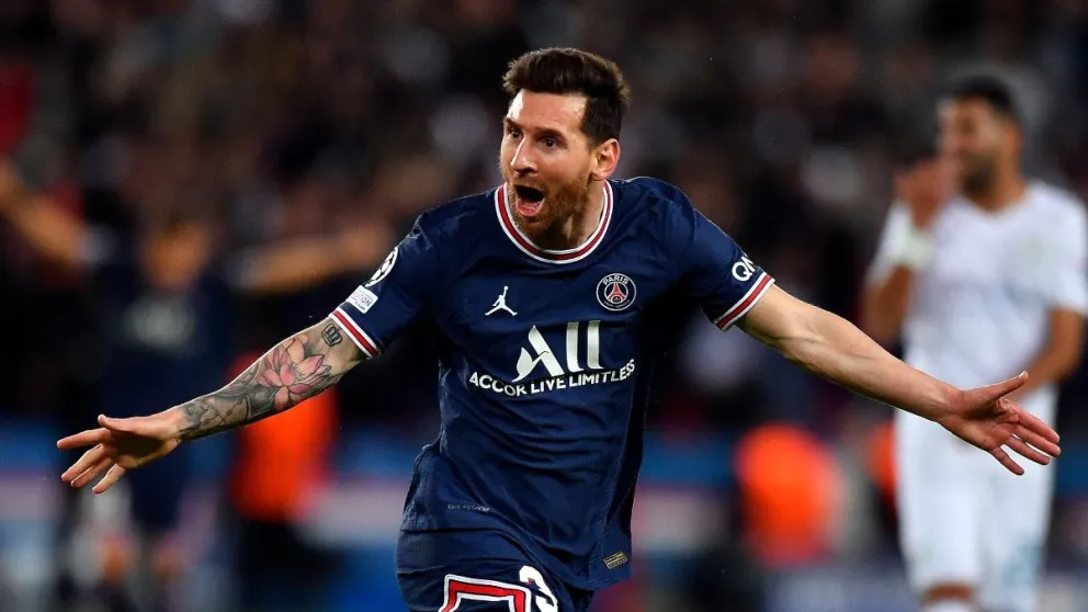Esto sale la costosa vestimenta con la que Lionel Messi llegó a entrenar