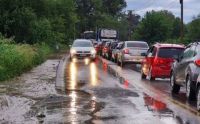 Circular con precaución: las rutas salteñas están resbalosas, obstruidas o inundadas a causa de la lluvia